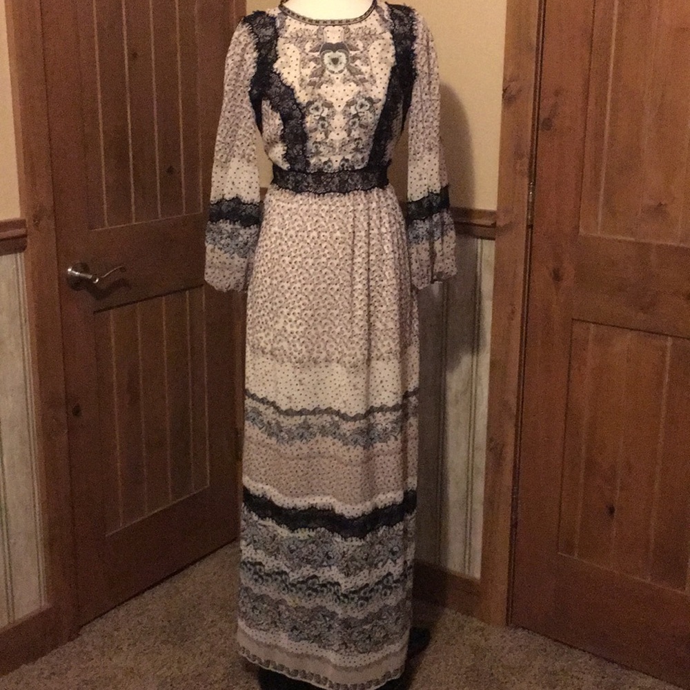 Country style maxi dress